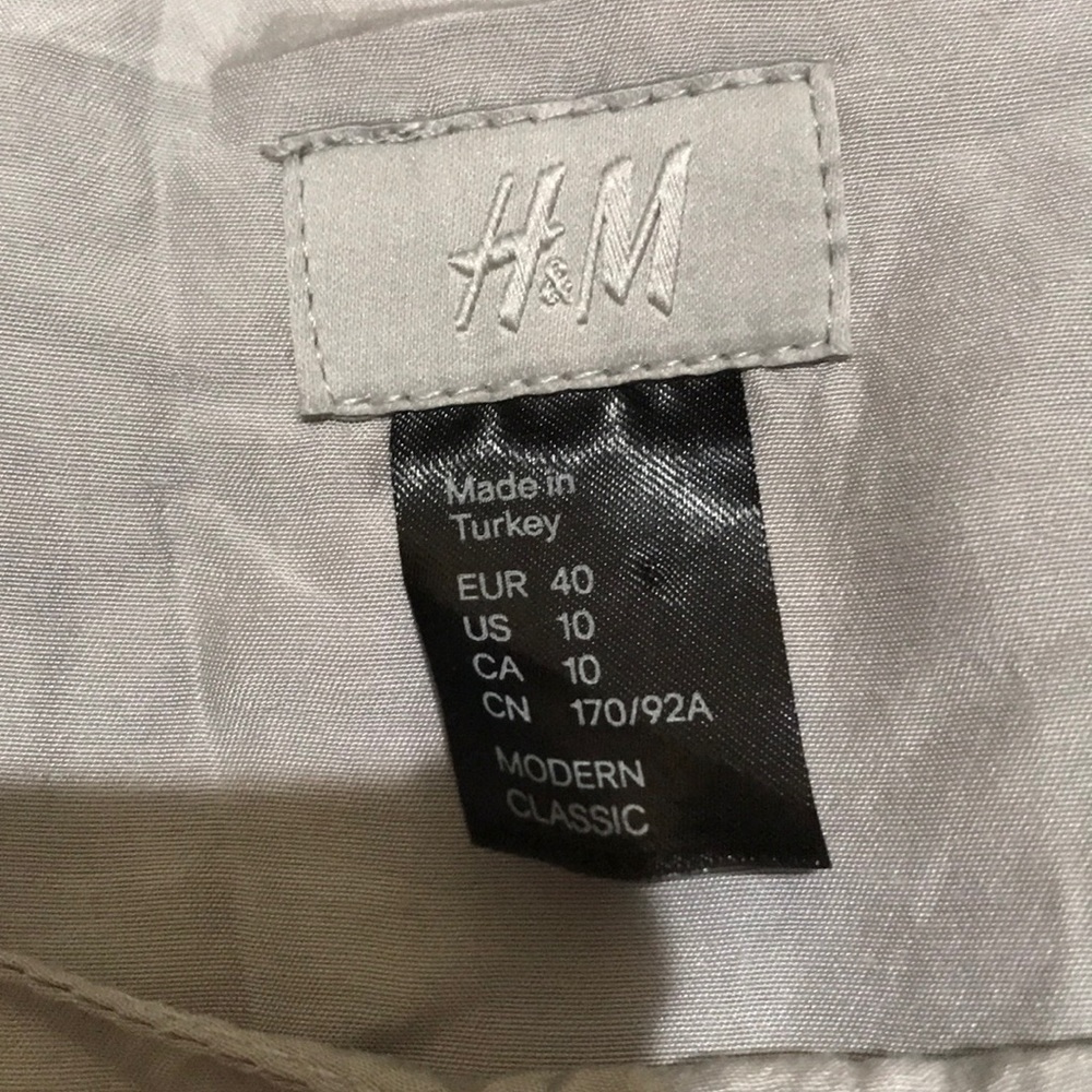 H&M Dress - Picture 2 of 3